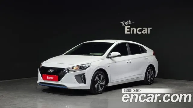 HYUNDAI IONIQ HYBRID 2016
