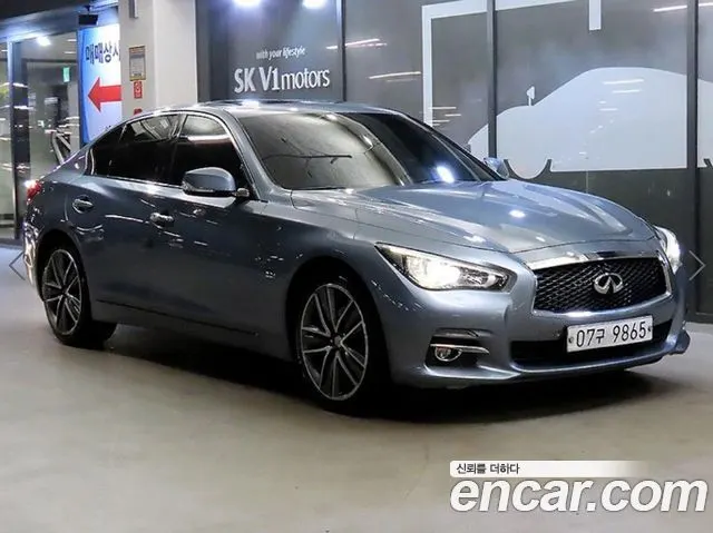 INFINITI Q50 2015