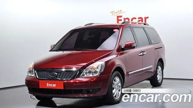 KIA CARNIVAL R 2012