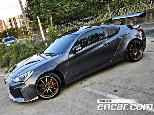 HYUNDAI GENESIS COUPE 2009