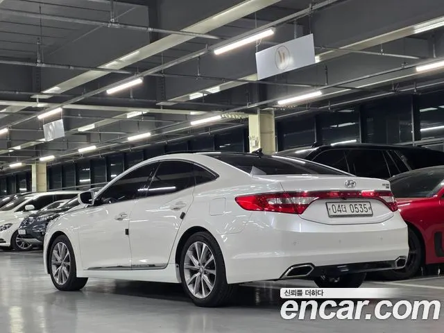 HYUNDAI GRANDEUR 2016 — 228 100 км, белый-перламутр, Корея — под ключ — фото 2