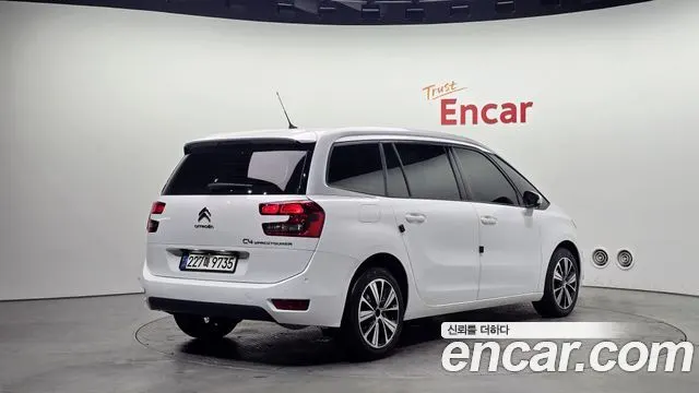 CITROEN GRAND C4 SPACETOURER 2019 — 115 928 км, белый, Корея — под ключ — фото 2