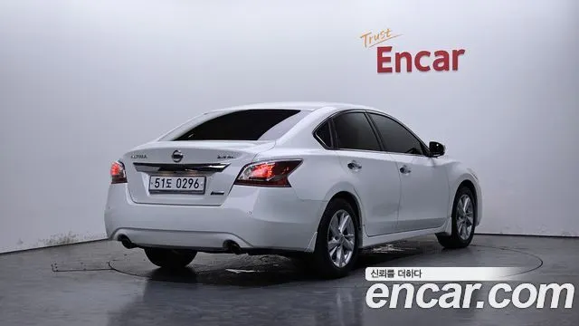 NISSAN ALTIMA — из Кореи под ключ