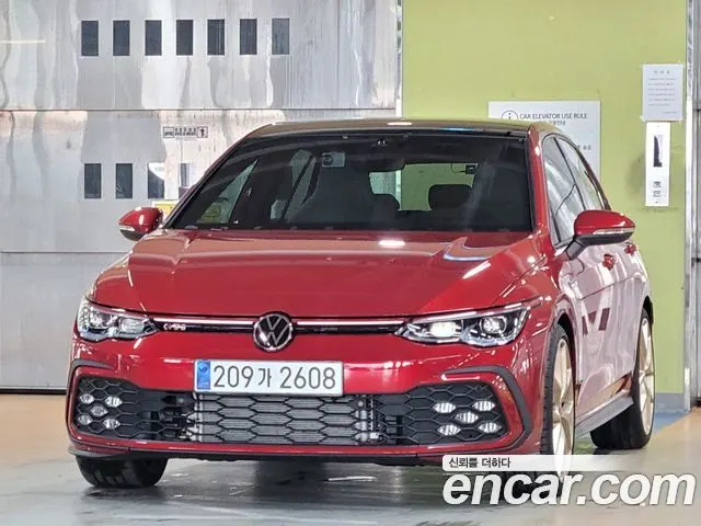 VOLKSWAGEN GOLF 2023