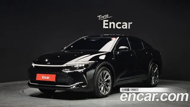 TOYOTA CROWN CROSSOVER 2026