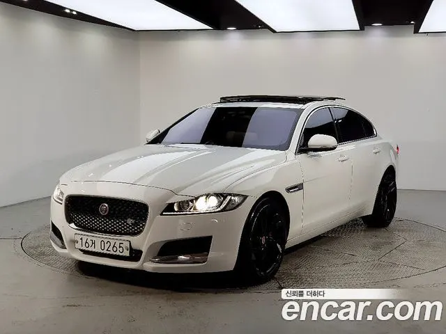 JAGUAR XF — из Кореи под ключ