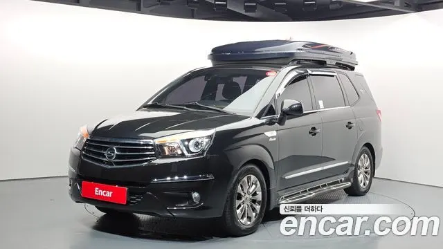 KGM KORANDO TURISMO 2017 — 221 506 км, чёрный, Корея — под ключ — фото 1