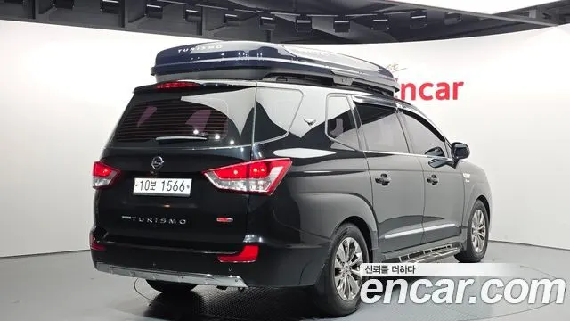 KGM KORANDO TURISMO 2017 — 221 506 км, чёрный, Корея — под ключ — фото 2
