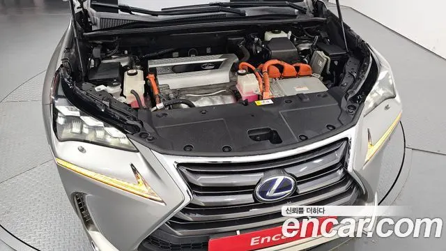 LEXUS NX300H 2017 — 88 389 км, серебристо-серый, Корея — под ключ — фото 6
