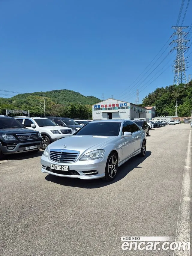 MERCEDES-BENZ S-CLASS W221 2011