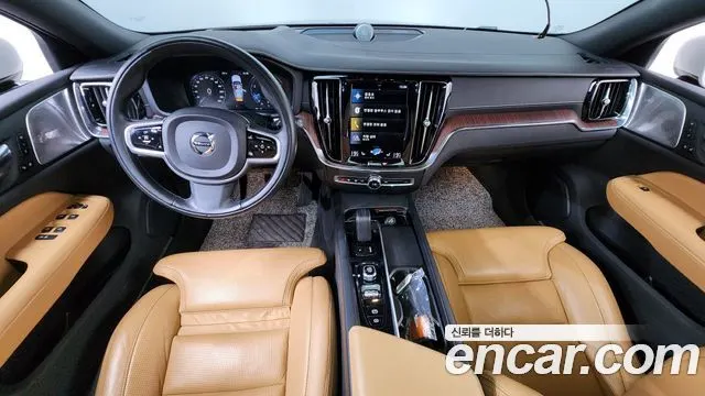 VOLVO V60 CROSS COUNTRY 2021 — 25 290 км, белый, Корея — под ключ — фото 7