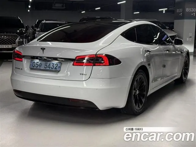 TESLA MODEL S 2018 — 151 323 км, белый, Корея — под ключ — фото 4