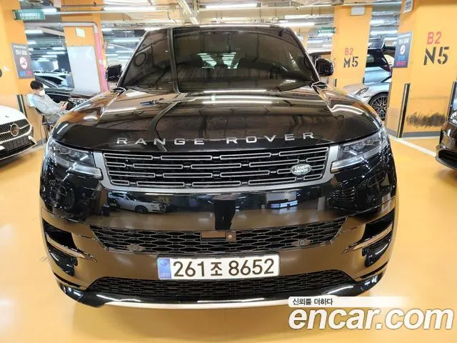 LAND ROVER RANGE ROVER SPORT 2025 — 8 300 км, чёрный, Корея — под ключ — фото 1