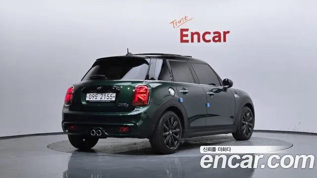 MINI COOPER S 2019 — 21 473 км, зелёный, Корея — под ключ — фото 2