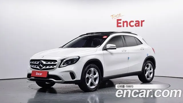 MERCEDES-BENZ GLA-CLASS X156 2018