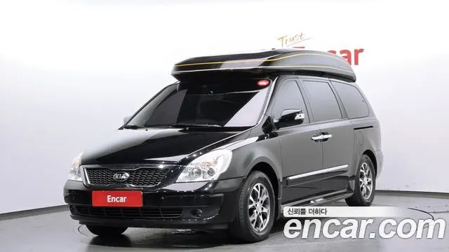 KIA CARNIVAL R 2013