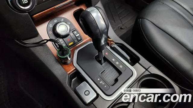 LAND ROVER DISCOVERY 4 2011 — 86 338 км, светло-серебристый, Корея — под ключ — фото 9