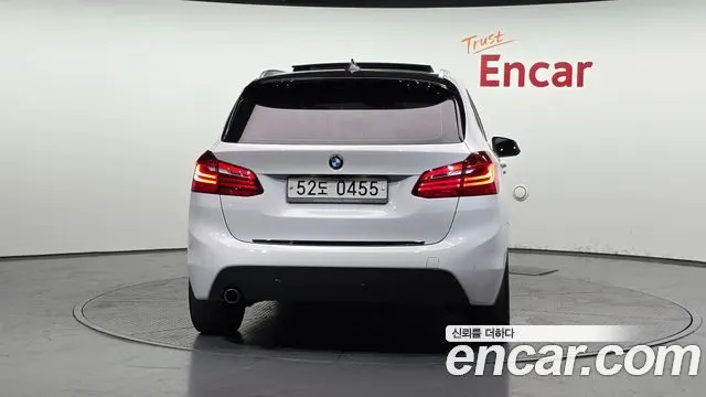 BMW 2 SERIES ACTIVE TOURER 2016 — 120 121 км, белый, Корея — под ключ — фото 4