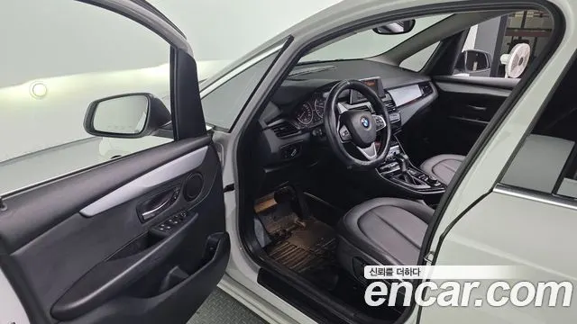 BMW 2 SERIES ACTIVE TOURER 2016 — 120 121 км, белый, Корея — под ключ — фото 10