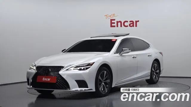 LEXUS LS500 — из Кореи под ключ