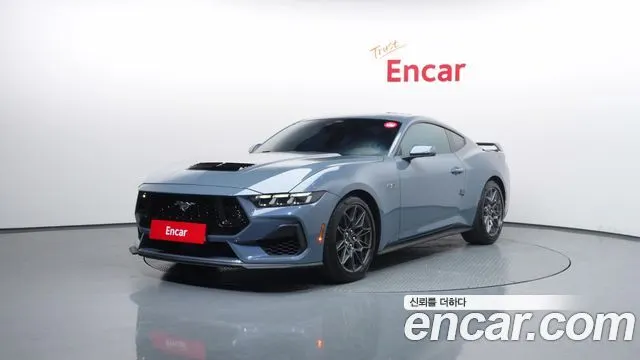 FORD MUSTANG 2024