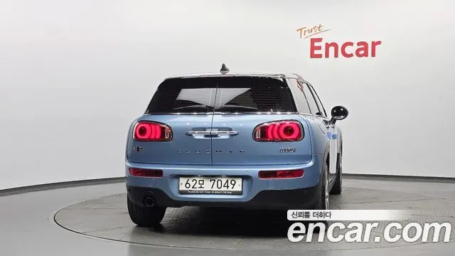 MINI COOPER CLUBMAN 2018 — 61 456 км, голубой, Корея — под ключ — фото 4