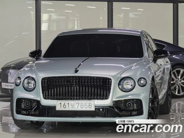 BENTLEY FLYING SPUR 2023