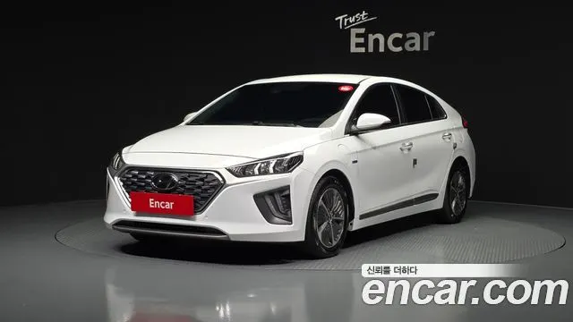 HYUNDAI IONIQ HYBRID 2020
