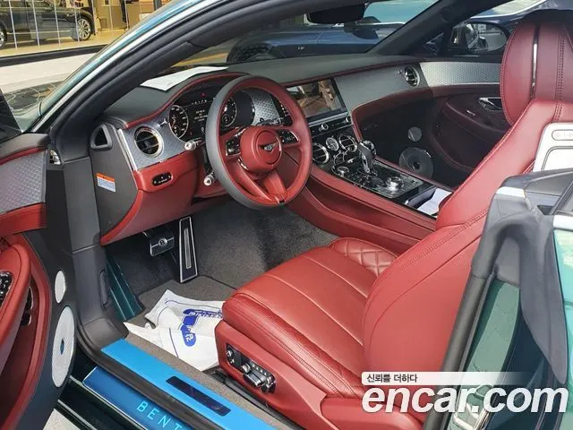 BENTLEY CONTINENTAL 2022 — 23 000 км, тёмно-зелёный, Корея — под ключ — фото 9