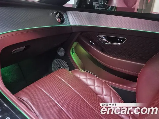 BENTLEY CONTINENTAL 2022 — 23 000 км, тёмно-зелёный, Корея — под ключ — фото 10