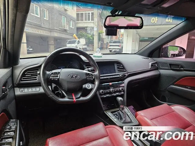 HYUNDAI AVANTE 2019 — 180 000 км, чёрный, Корея — под ключ — фото 4