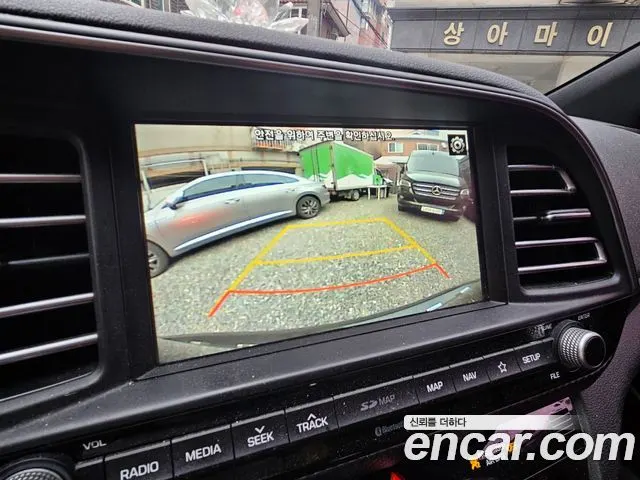 HYUNDAI AVANTE 2019 — 180 000 км, чёрный, Корея — под ключ — фото 10