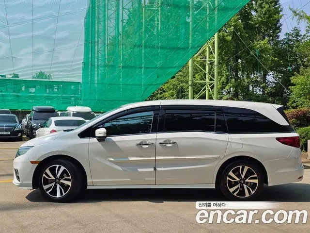 HONDA ODYSSEY 2020 — 56 000 км, белый, Корея — под ключ — фото 10