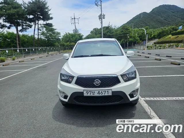 KGM KORANDO SPORTS 2015 — 204 706 км, белый-перламутр, Корея — под ключ — фото 2