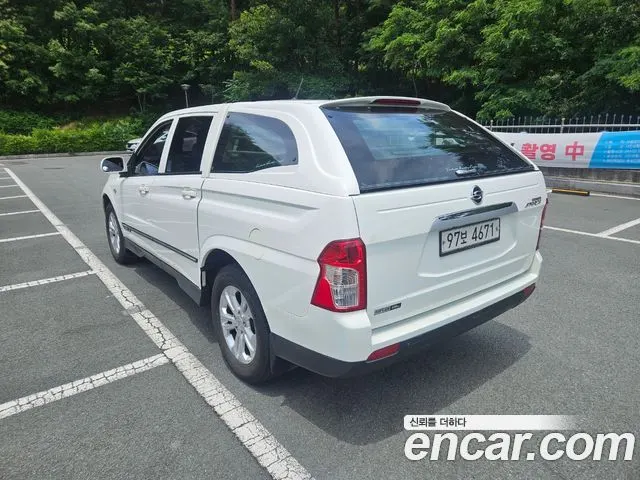KGM KORANDO SPORTS 2015 — 204 706 км, белый-перламутр, Корея — под ключ — фото 8