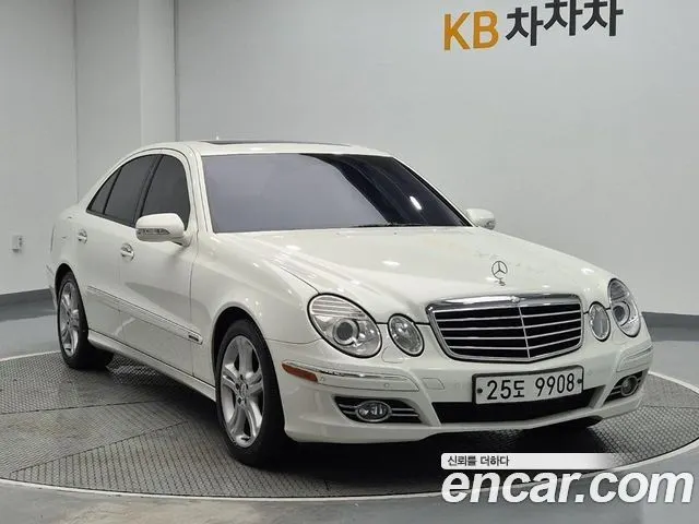 MERCEDES-BENZ E-CLASS W211 2007 — 146 000 км, белый, Корея — под ключ — фото 4