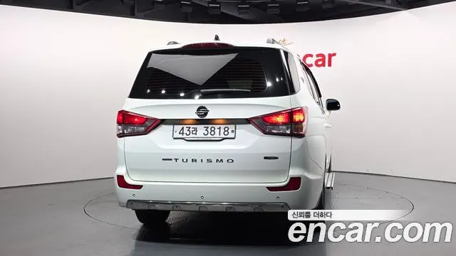 KGM KORANDO TURISMO 2017 — 207 729 км, белый, Корея — под ключ — фото 4