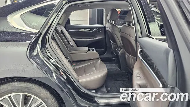HYUNDAI GRANDEUR HYBRID 2019 — 118 045 км, чёрный, Корея — под ключ — фото 12