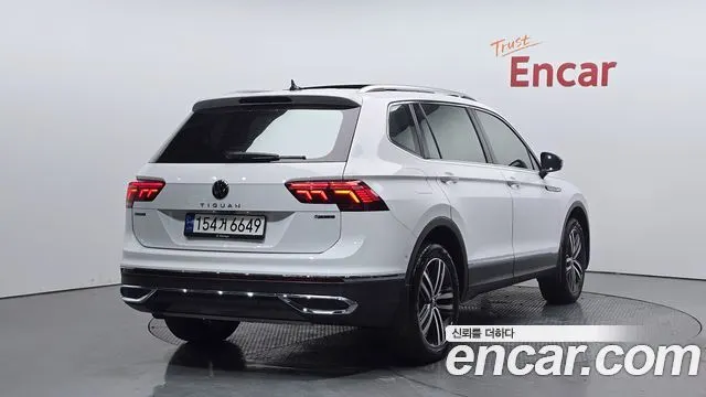 VOLKSWAGEN TIGUAN ALLSPACE — из Кореи под ключ