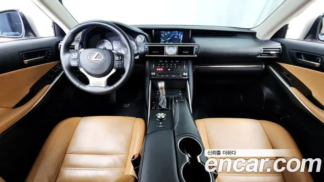 LEXUS IS300 2019 — 97 818 км, светло-золотистый, Корея — под ключ — фото 7