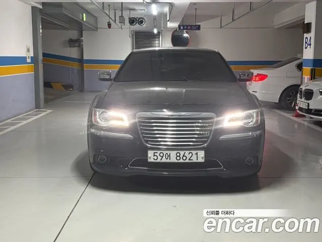 CHRYSLER 300C 2012