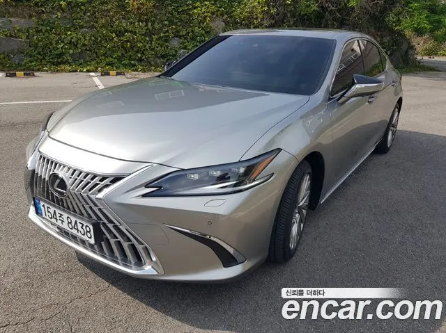 LEXUS ES300H 2026 — 23 277 км, бежевый, Корея — под ключ — фото 11