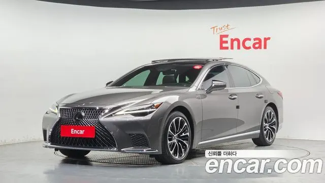 LEXUS LS500 2021