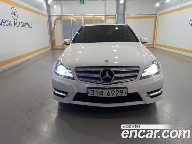MERCEDES-BENZ C-CLASS W204 2013