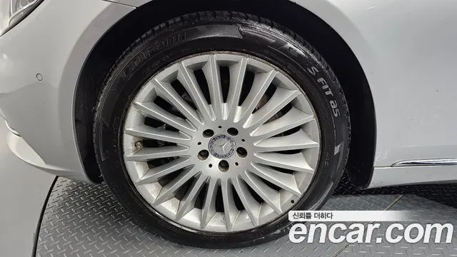 MERCEDES-BENZ S-CLASS W222 2015 — 133 369 км, серебристый, Корея — под ключ — фото 5
