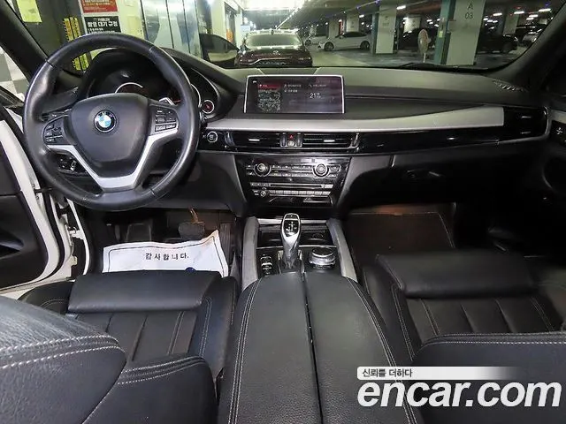 BMW X5 2018 — 124 760 км, белый, Корея — под ключ — фото 10