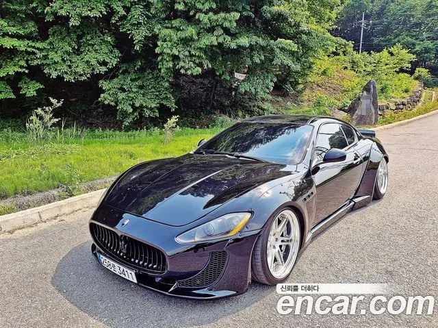 MASERATI GRANTURISMO 2009