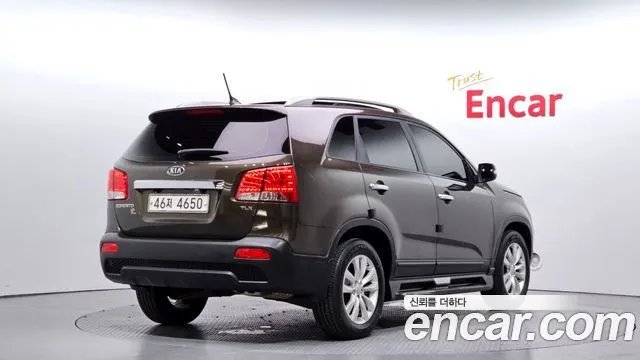 KIA SORENTO R 2011 — 130 000 км, Корея — под ключ — фото 2