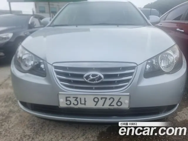 HYUNDAI AVANTE 2010 — 120 408 км, серебристо-серый, Корея — под ключ — фото 1