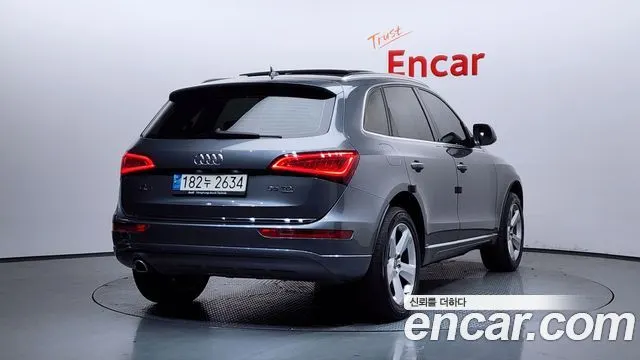 AUDI Q5 2015 — 232 472 км, серебристый, Корея — под ключ — фото 2